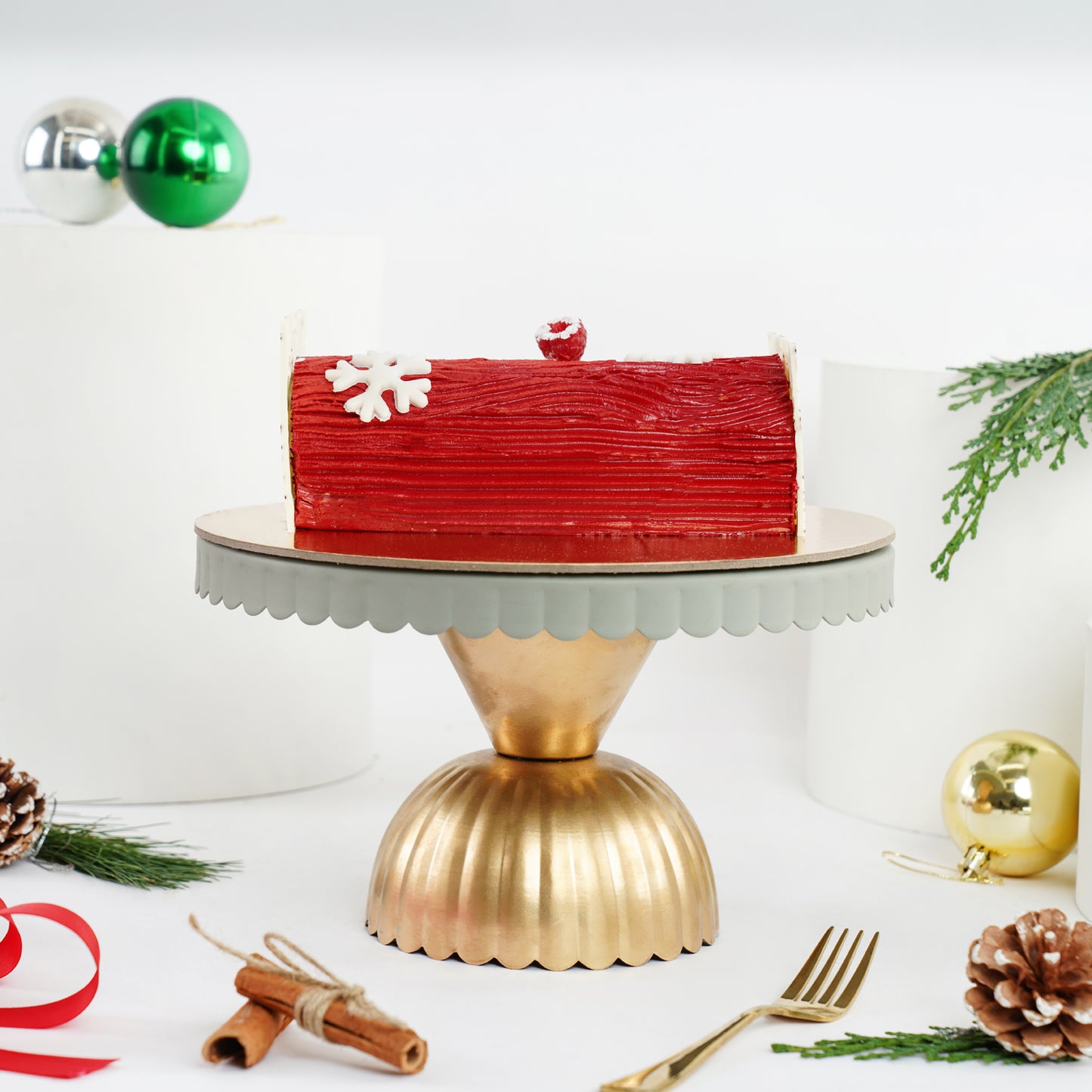 Log Cake Red Velvet 4 Portions