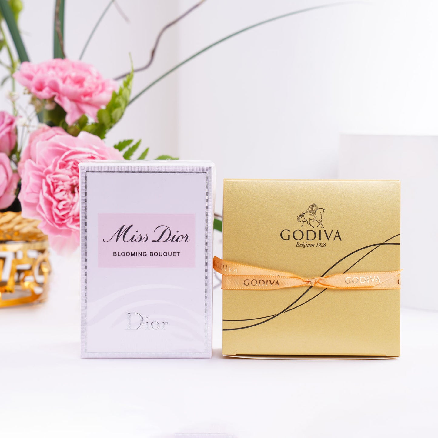 Godiva N Miss Dior Women Perfume Flower Tray