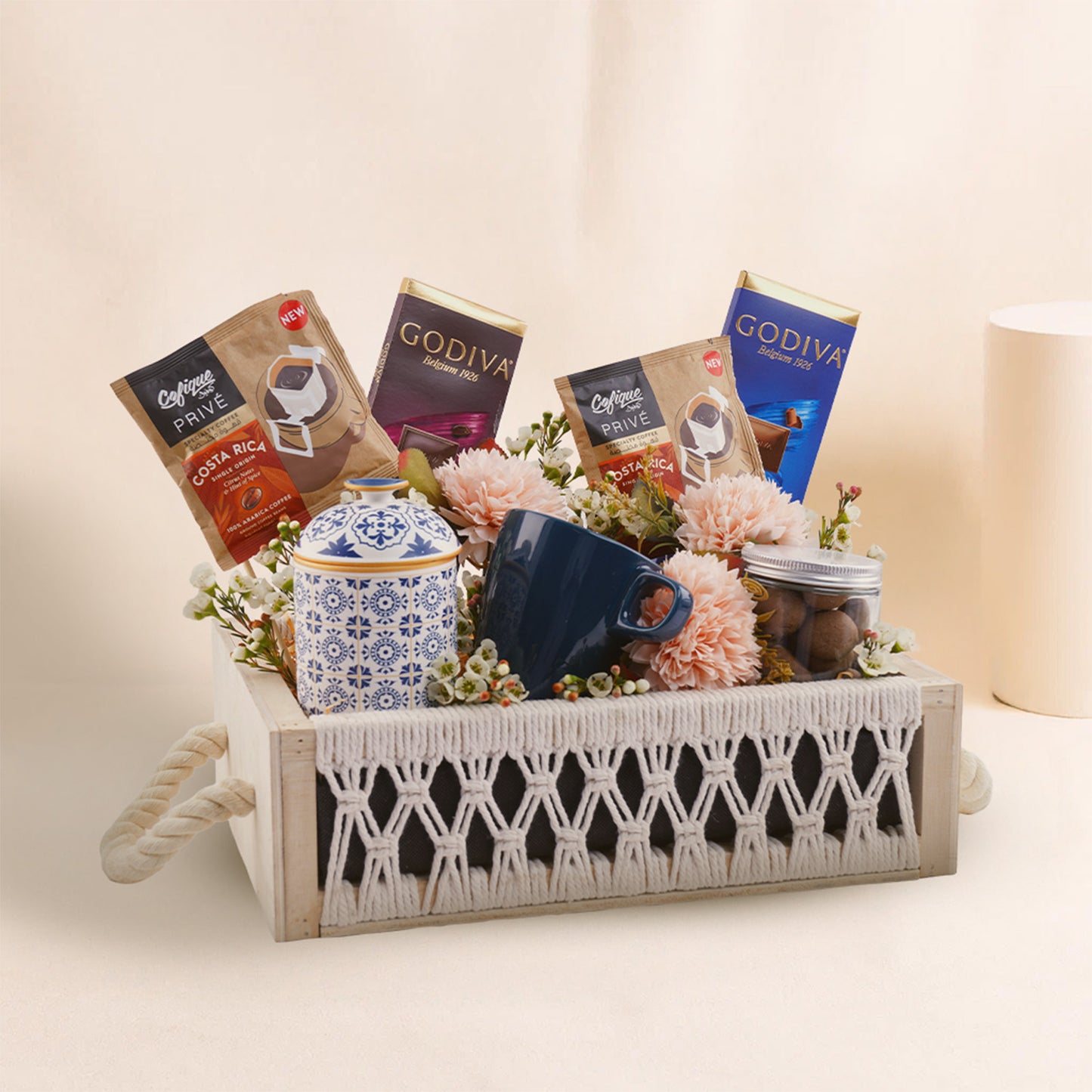 Godiva & Nuts Gift Basket
