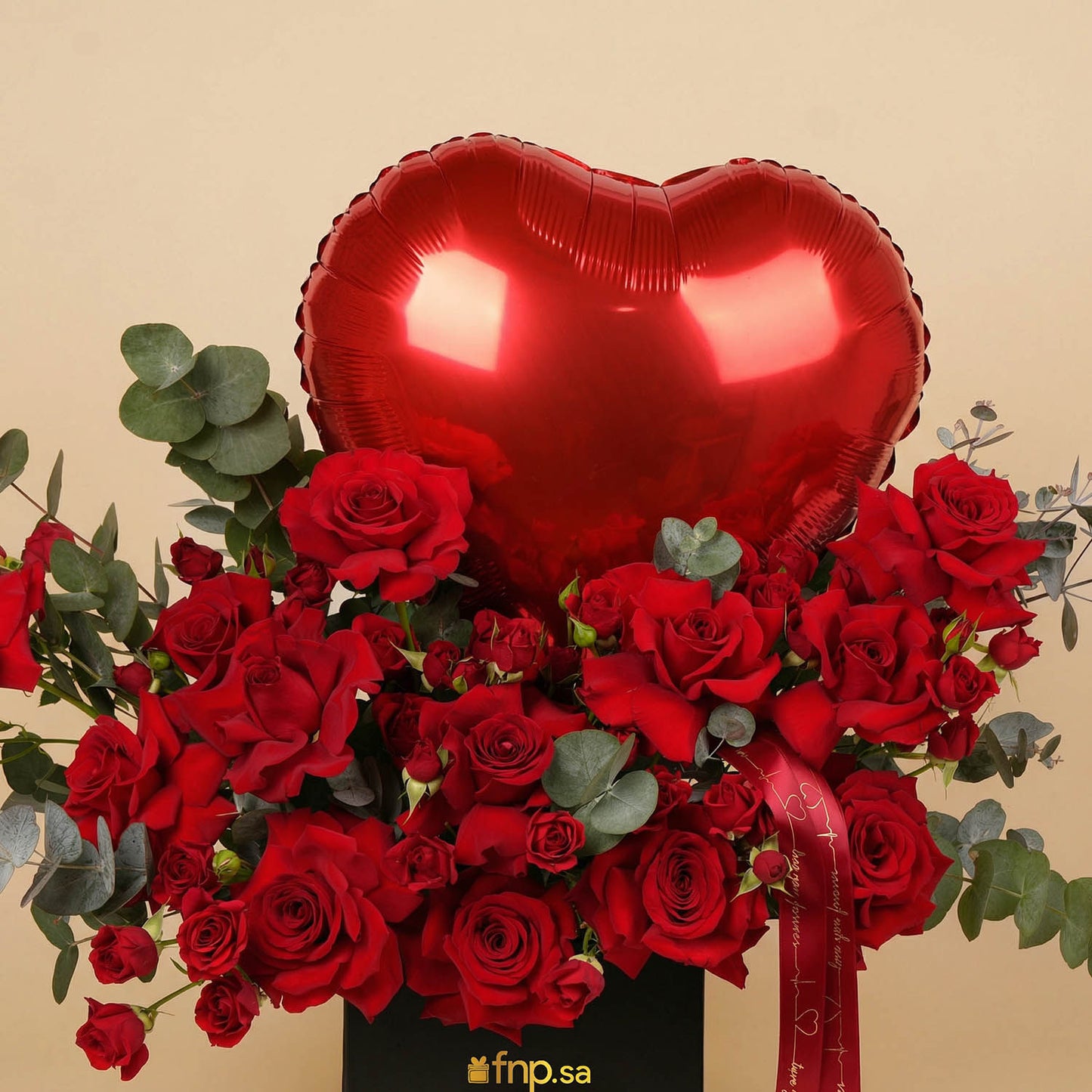 Valentine Day Red Roses n Heart Shape Balloon