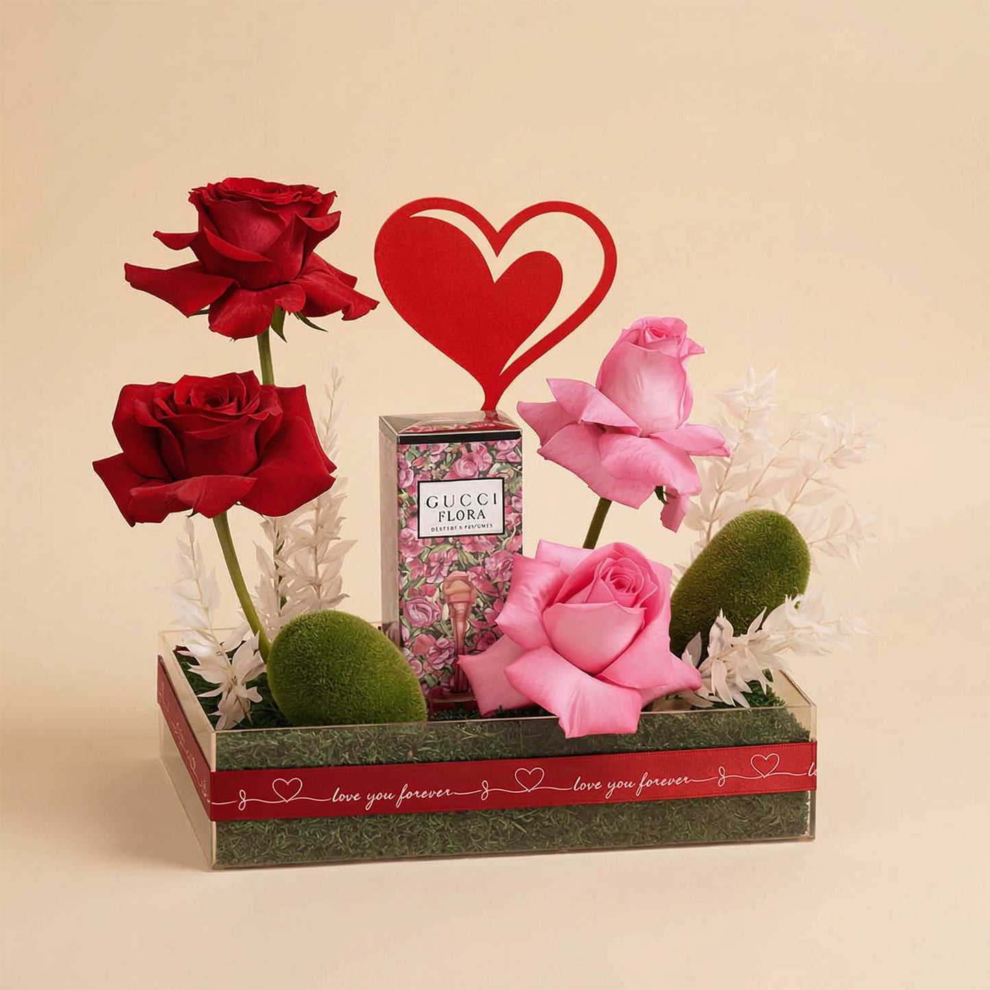 Gucci Perfume with Romantic Roses Love Tray