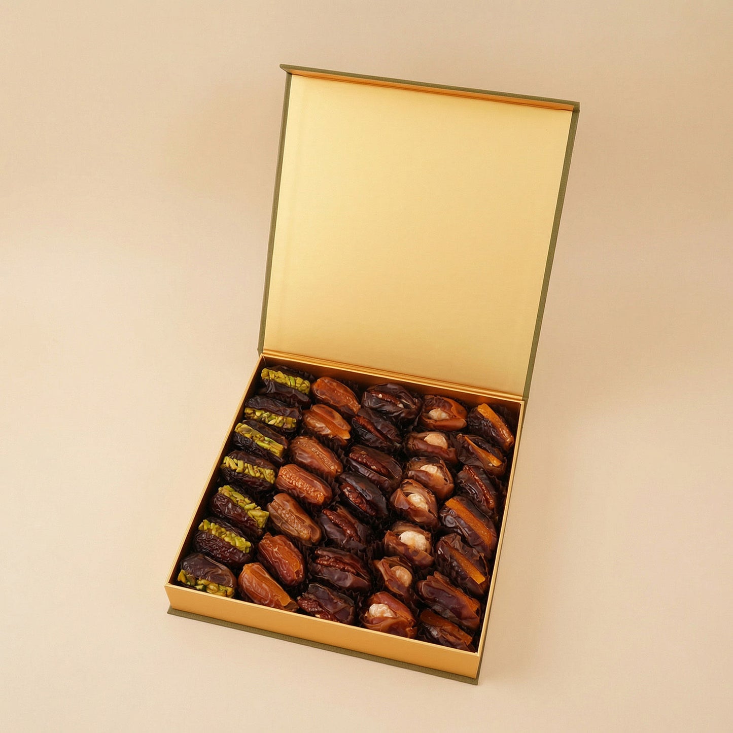 Bateel Dates & Crescent Moon Floral Display