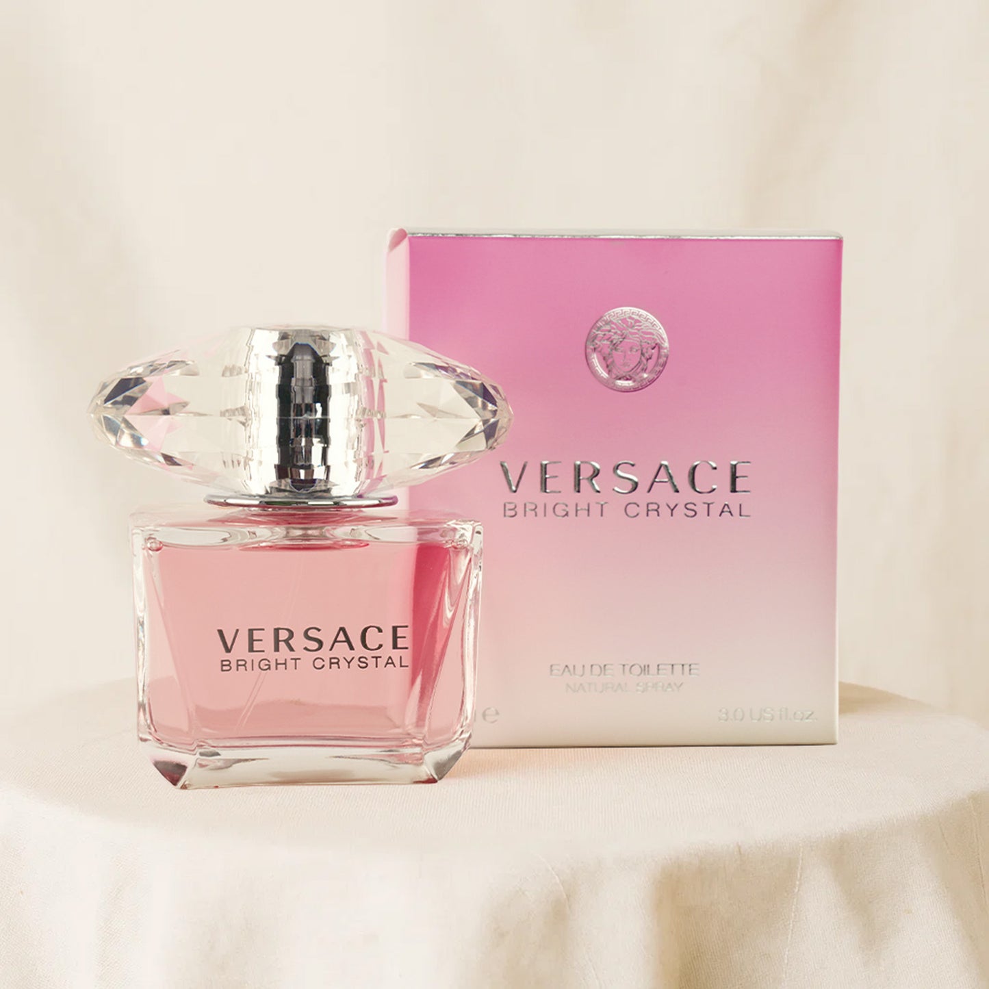 عطر فيرزاتشي برايت كريستال للنساء و باقة ورد