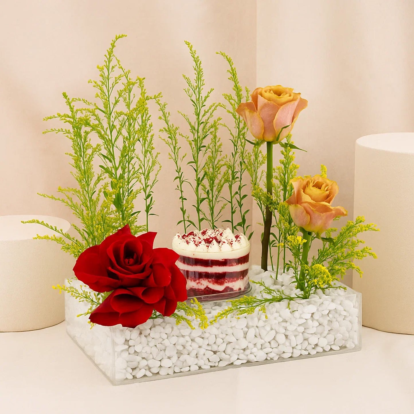 Red Velvet Mini Cake n Rose Acrylic Tray