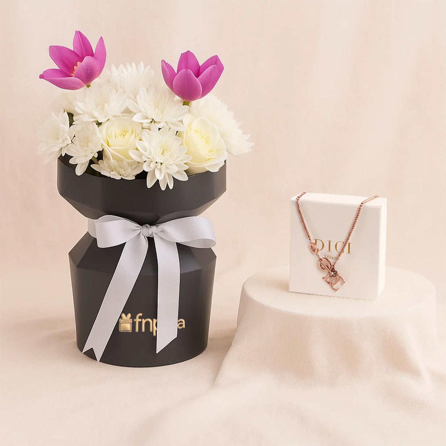 DICI Women Necklace n Flower Bouquet