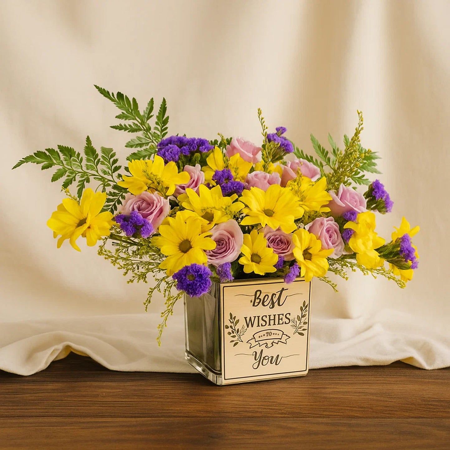 مزهرية ورد اطيب التمنيات