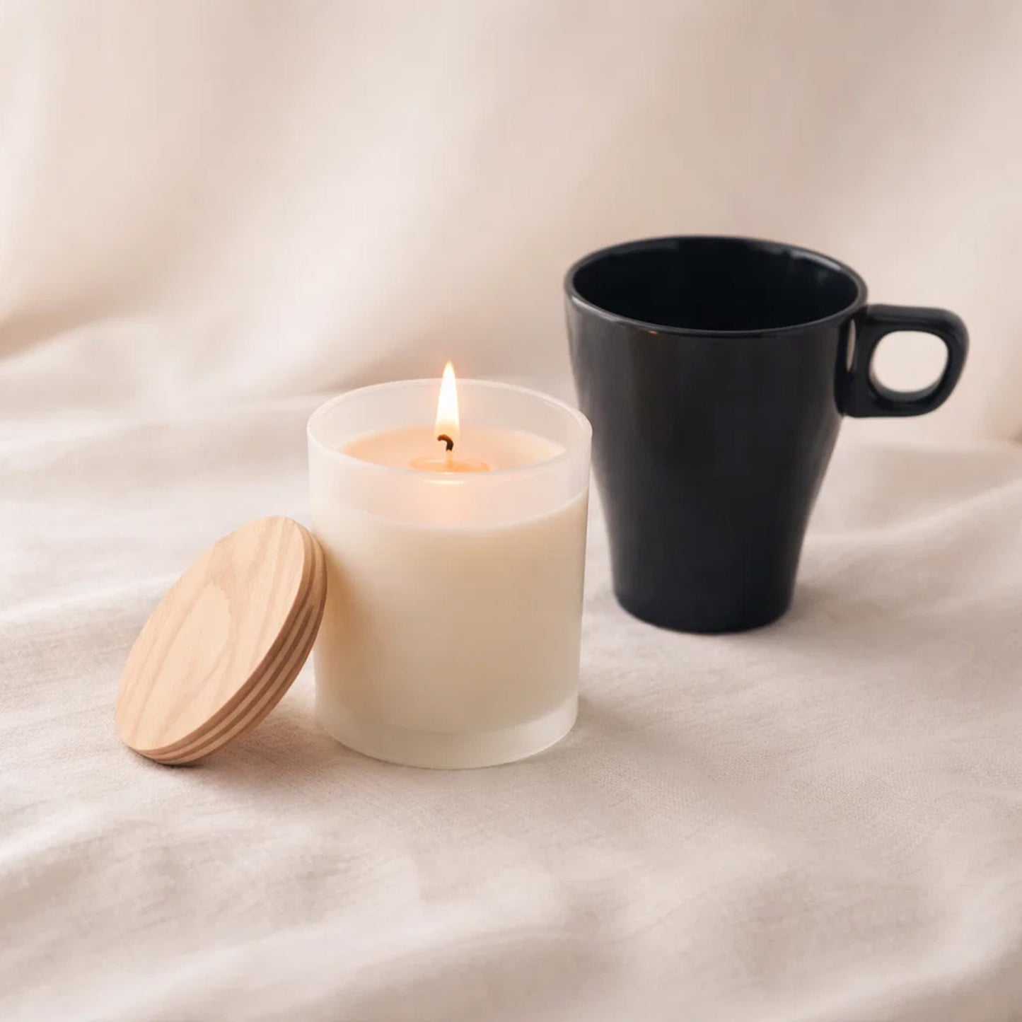 بكج هدايا جوديفا ومكسرات مع باقة ورد