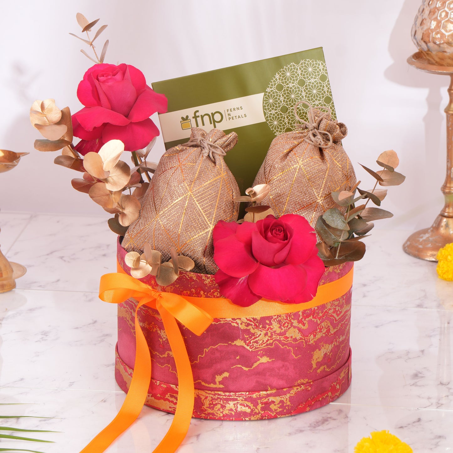 بوكس ورد و شوكولاتة لحظات فرح