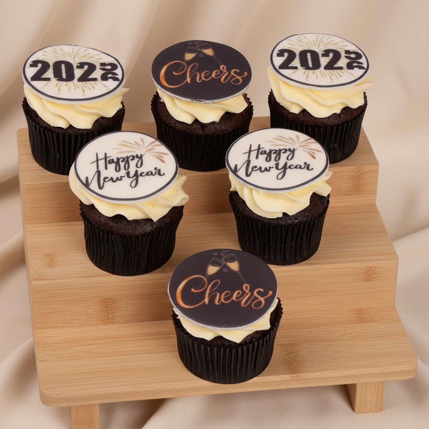 New Year 2026 Celebration Cupcakes