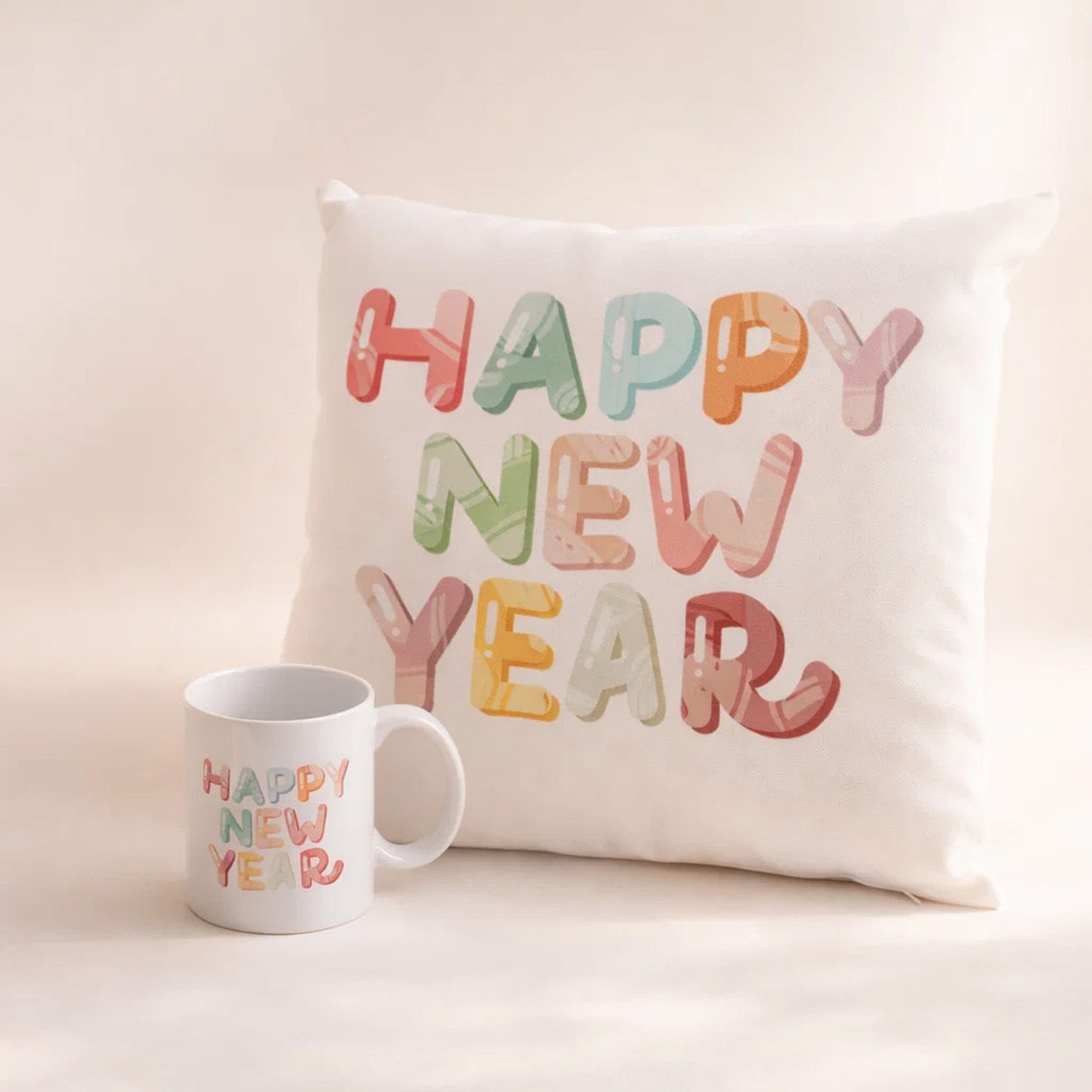 طقم وسادة وكوب رأس السنة