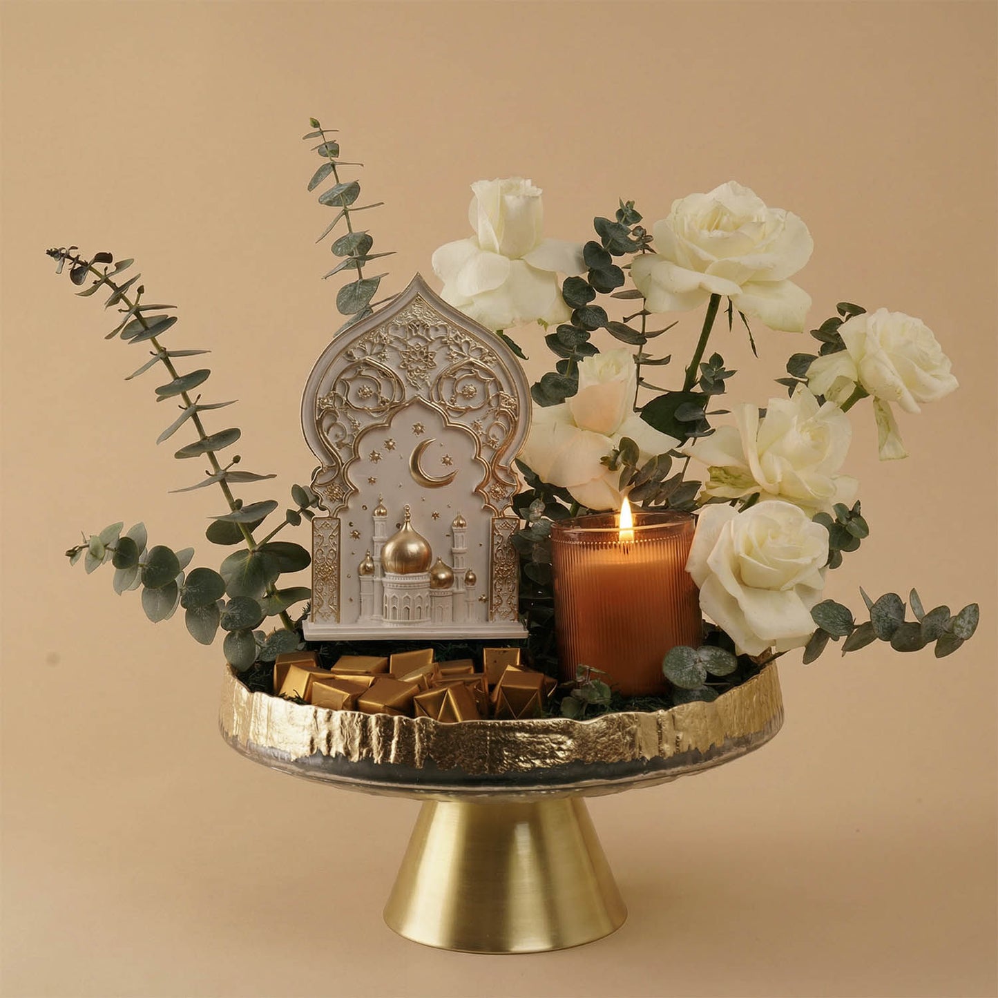 Ramadan Golden Rose Stand with Chocolate