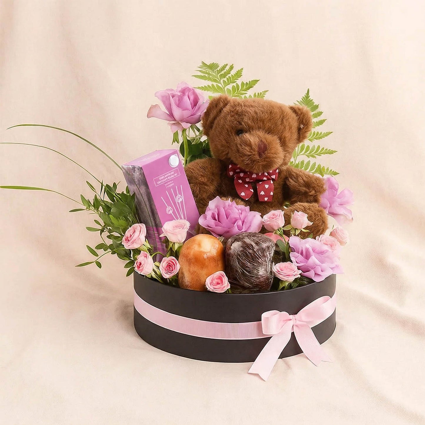 Sweet Embrace Flower n Fragrance Box