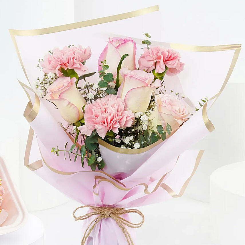 Pink Rose n Carnations With Mom Mini Cake