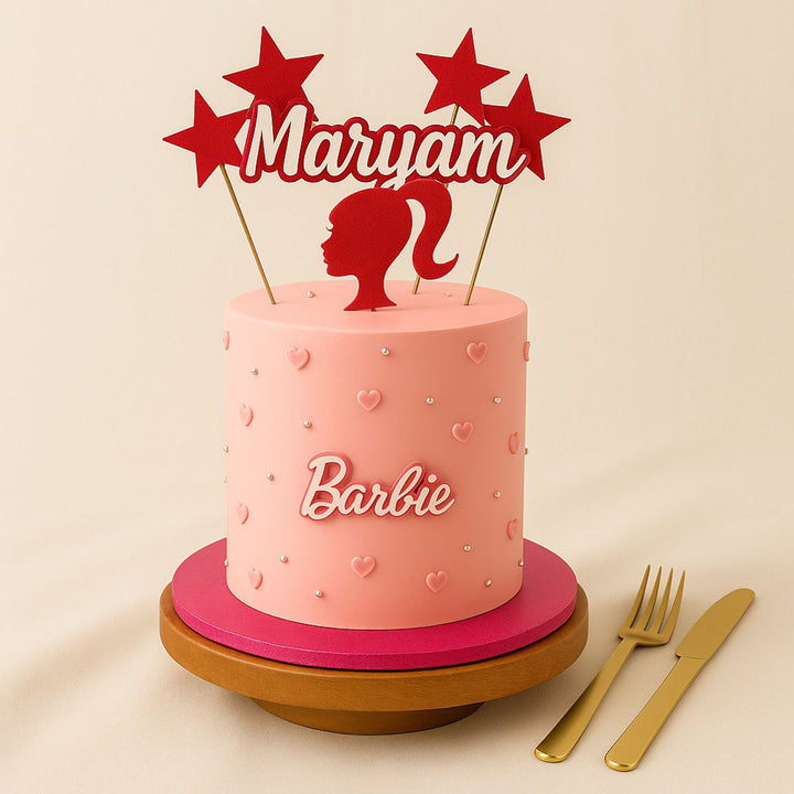 كيك للبنات تصميم باربي مخصص بالاسم