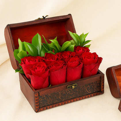 Treasure Box Roses & Rocher