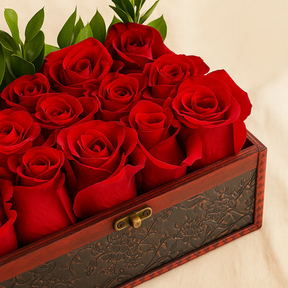 Treasure Box Roses | 15 Red Roses