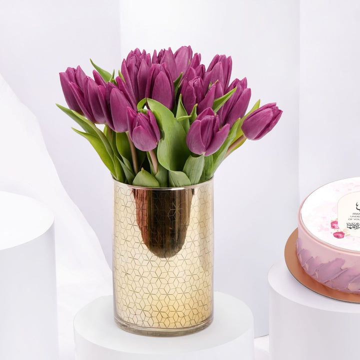 مزهرية توليب و قالب كيك للأم