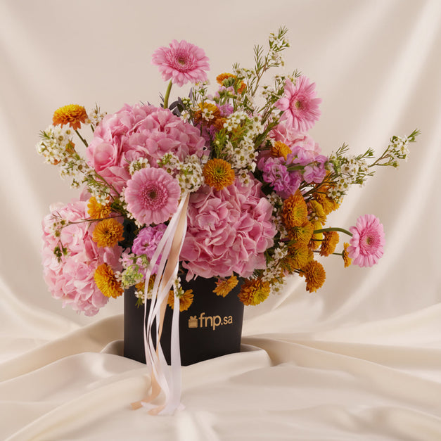 AANI & DANI Chocolate n Enchanting Hydrangea Box