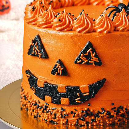 كيك هالوين وجه اليقطينة