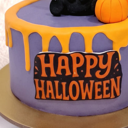 كيك هالوين القط الأسود