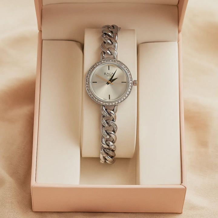Titan Women Watch n Graceful Flower Box