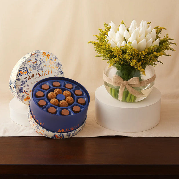 MUNIKH Chocolate Symphony n White Tulip Vase