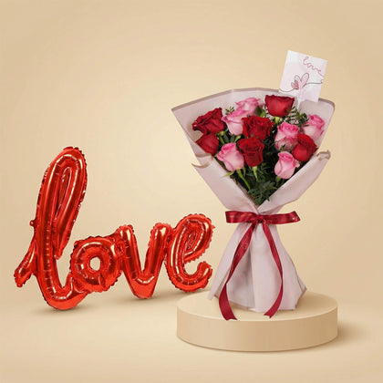باقة ورد أحمر ووردي مع تاق لوف
