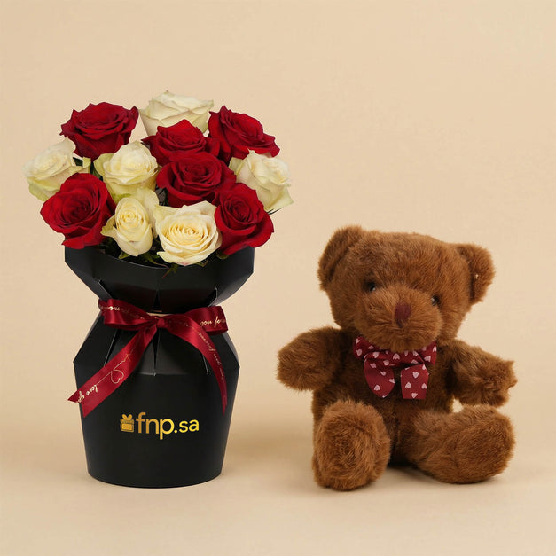 هدية حب دافئة بوكيه ورد و دبدوب