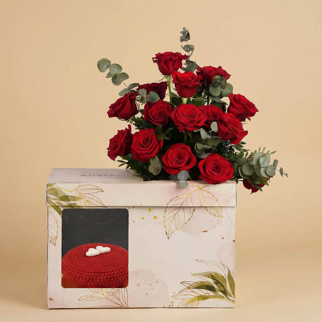 LOVE Box | Roses & Chocolate Cake for Valentine