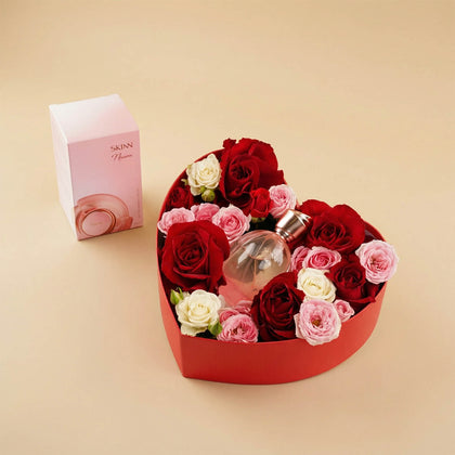 قلب ورد احمر مع عطر سكين نورا نسائي