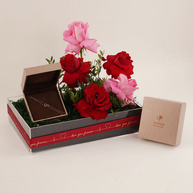 KOOHEJI Gold & Diamond Bracelet with Valentine Roses