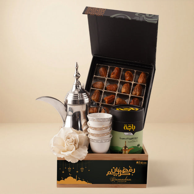 بوكس نقصة رمضان | تمور فاخرة مع طقم قهوة سعودية