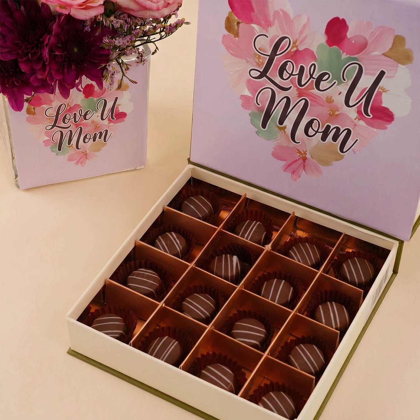 Warm Hugs Flower Vase n Chocolates for Mom