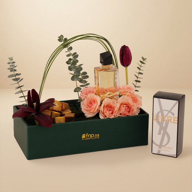 ورد جوري مع عطر ليبر للنساء وشوكولاتة