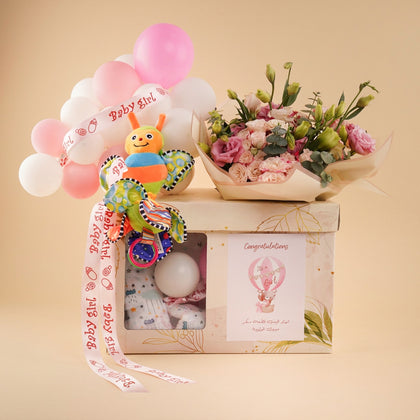 بوكس هدايا مولوده مع ورد و بالونات