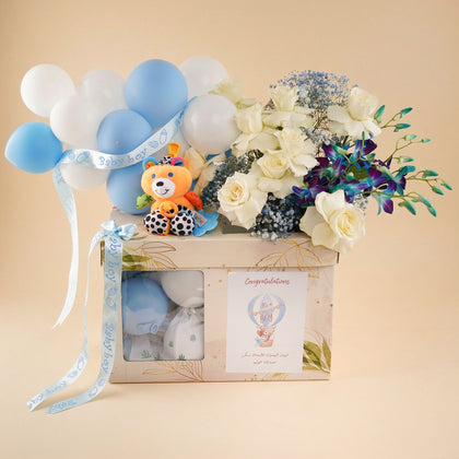 بوكس هدايا المولود مع ورد و بالونات