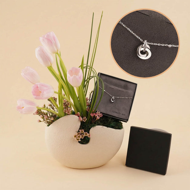 Tulip Masterpiece Vase with Cerruti Bracelet for Her