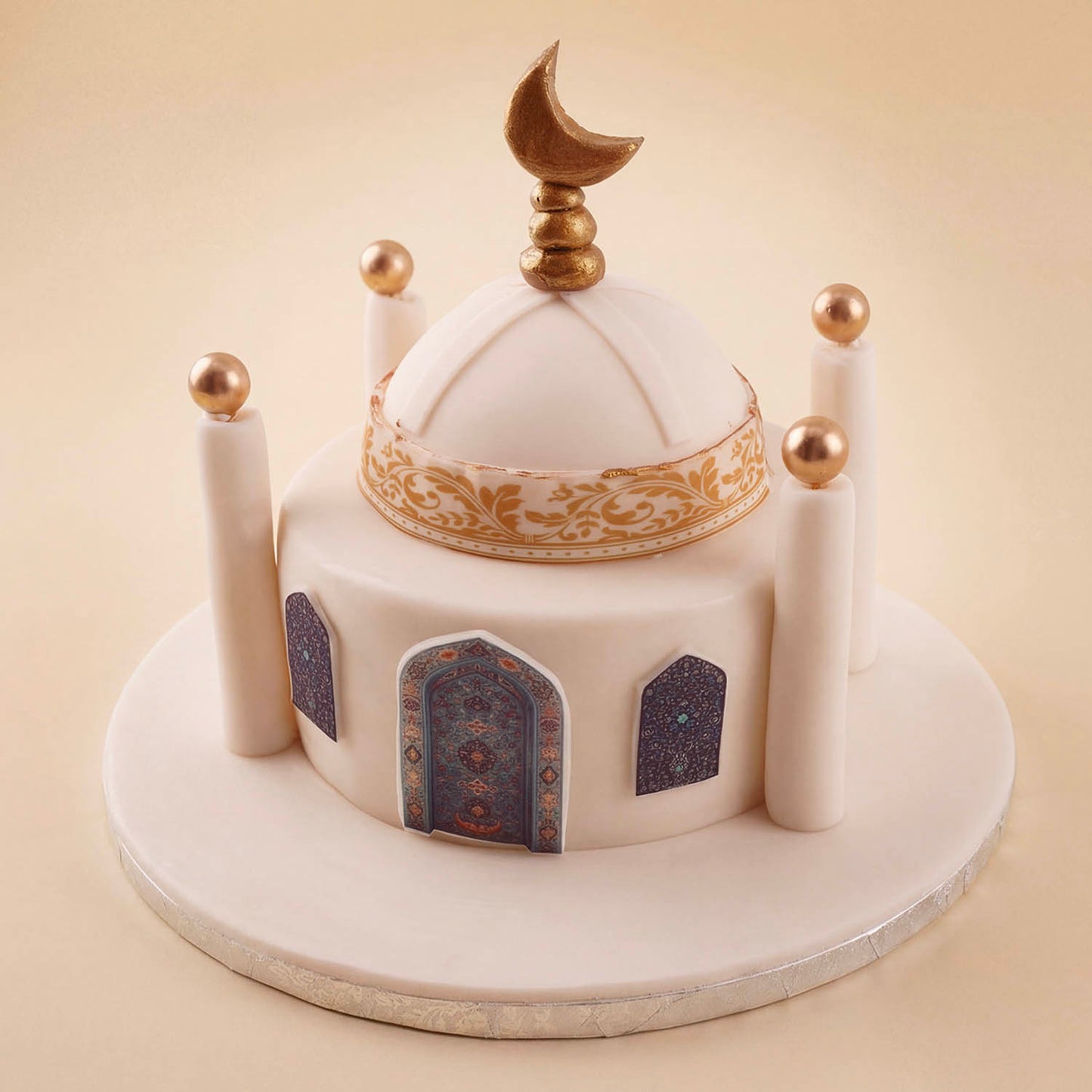 كيكة عيد مبارك ثلاثية الأبعاد