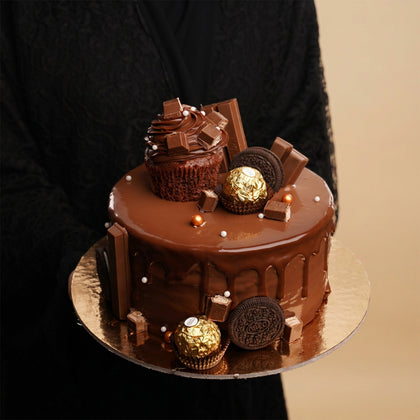 كيكة شوكولاتة بلمسات روشيه