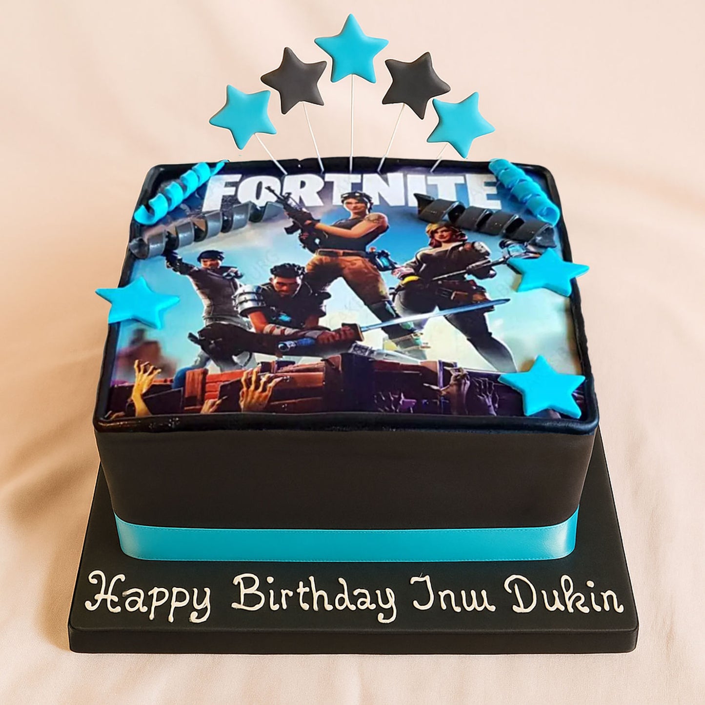 Fortnite Battle Kids Birthday Cake