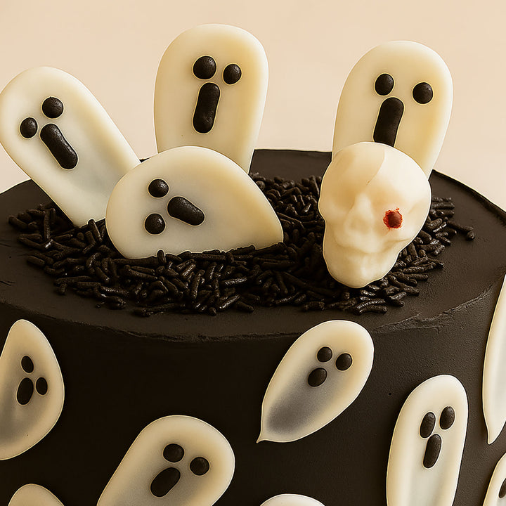 كيك هلوين الأشباح الطائرة