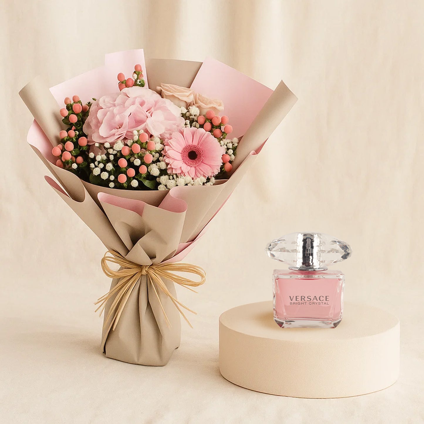 Versace Bright Crystal For Her n Flower Bouquet