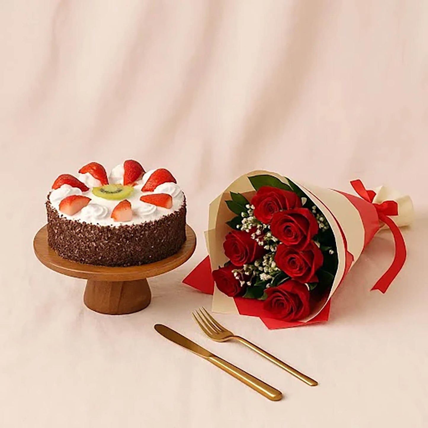 Red Roses Bouquet n Black Forest Cake Combo