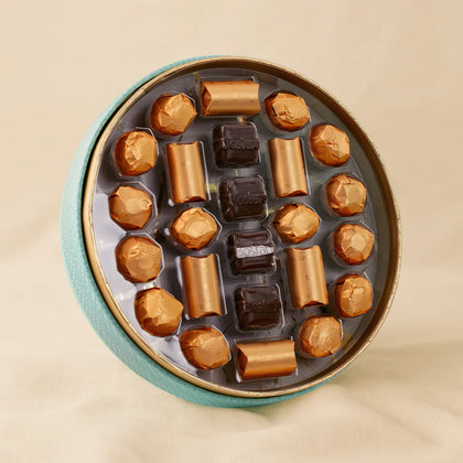 Bostani Luxury Chocolate Box n Rose Bouquet