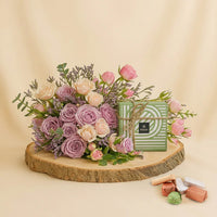 باقة ورد بنفسجي مع شوكولاتة باتشي