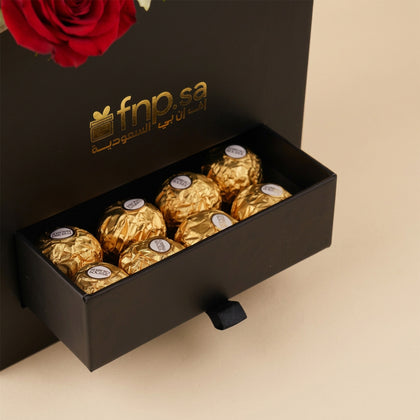 بوكس السعادة | ورد وشوكولاتة وبالونات