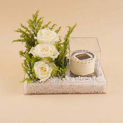 Hajj Blessings Flowers & Cake Gift - Classic