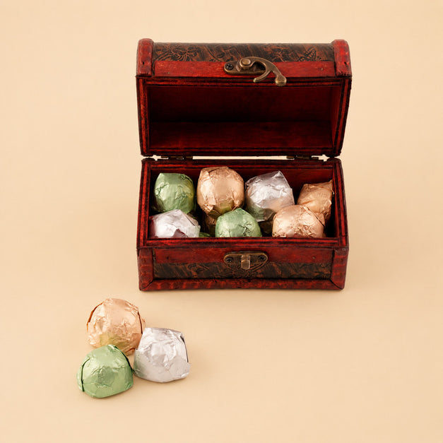 صندوق كنز فاخر مع شوكولاتة باتشي المشكلة