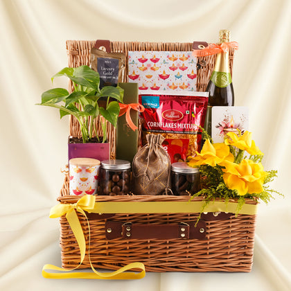 Divali Glow Bateel n Flowers Gift Hamper