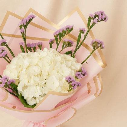 بوكيه ورد هيدرانجيا بيضاء غلاف زهري